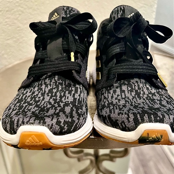 Adidas Bounce size 8 - Picture 5 of 7